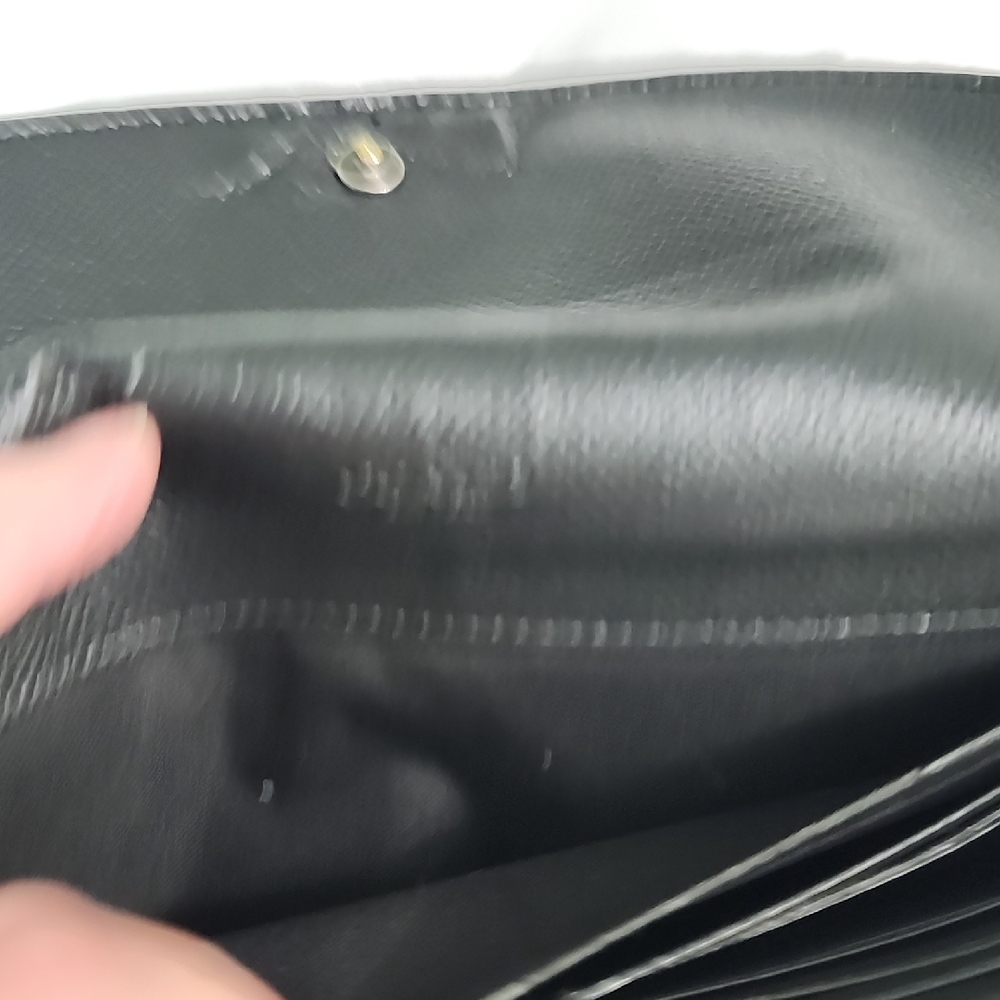 Coach Tri-Color Women's Wallet - Picture 10 of 10